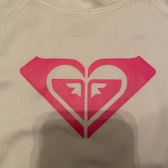 Like New, Roxy Rashguard - Picture 3 of 6
